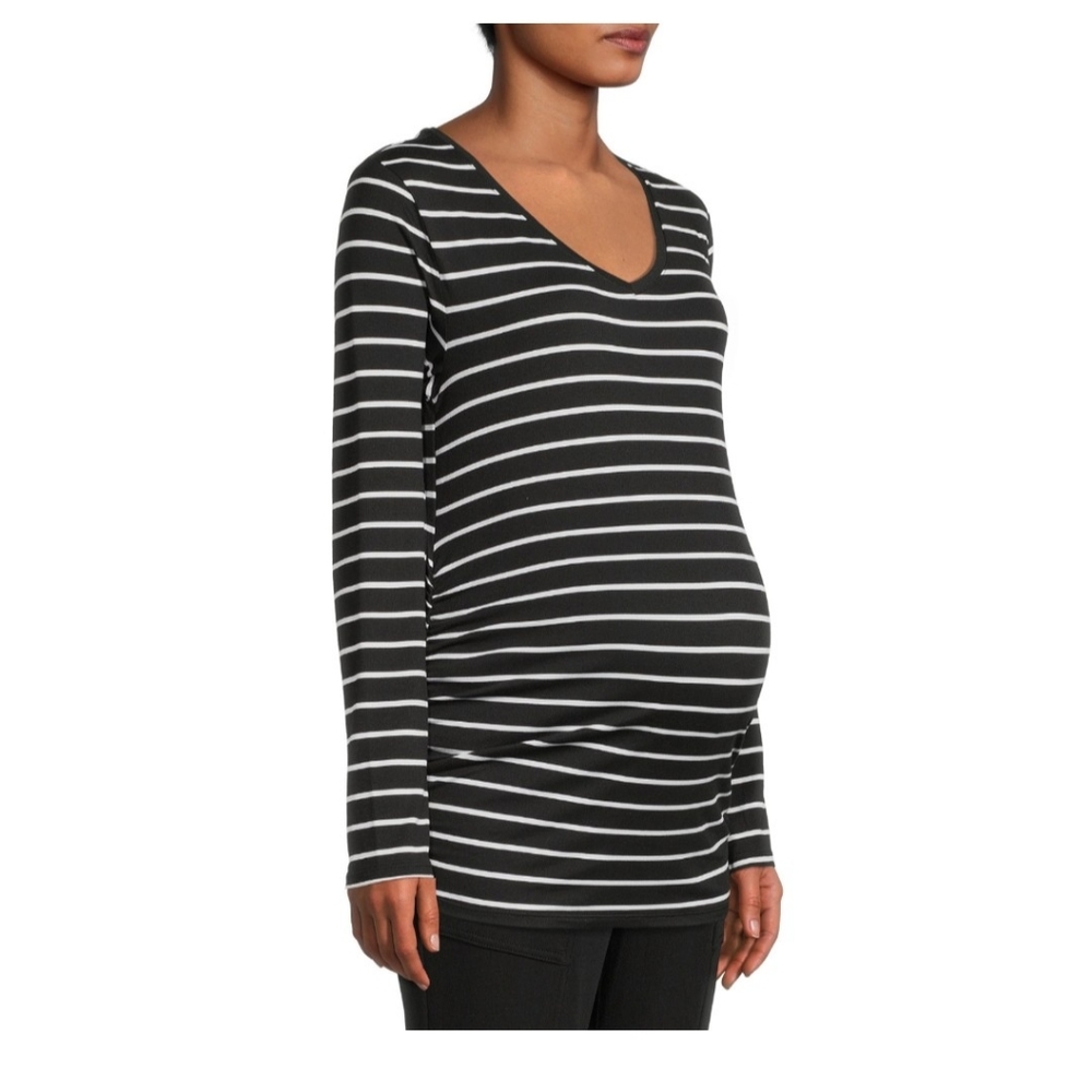 NWT Time and Tru maternity top